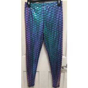 Spirit Halloween Multichrome Mermaid Leggings